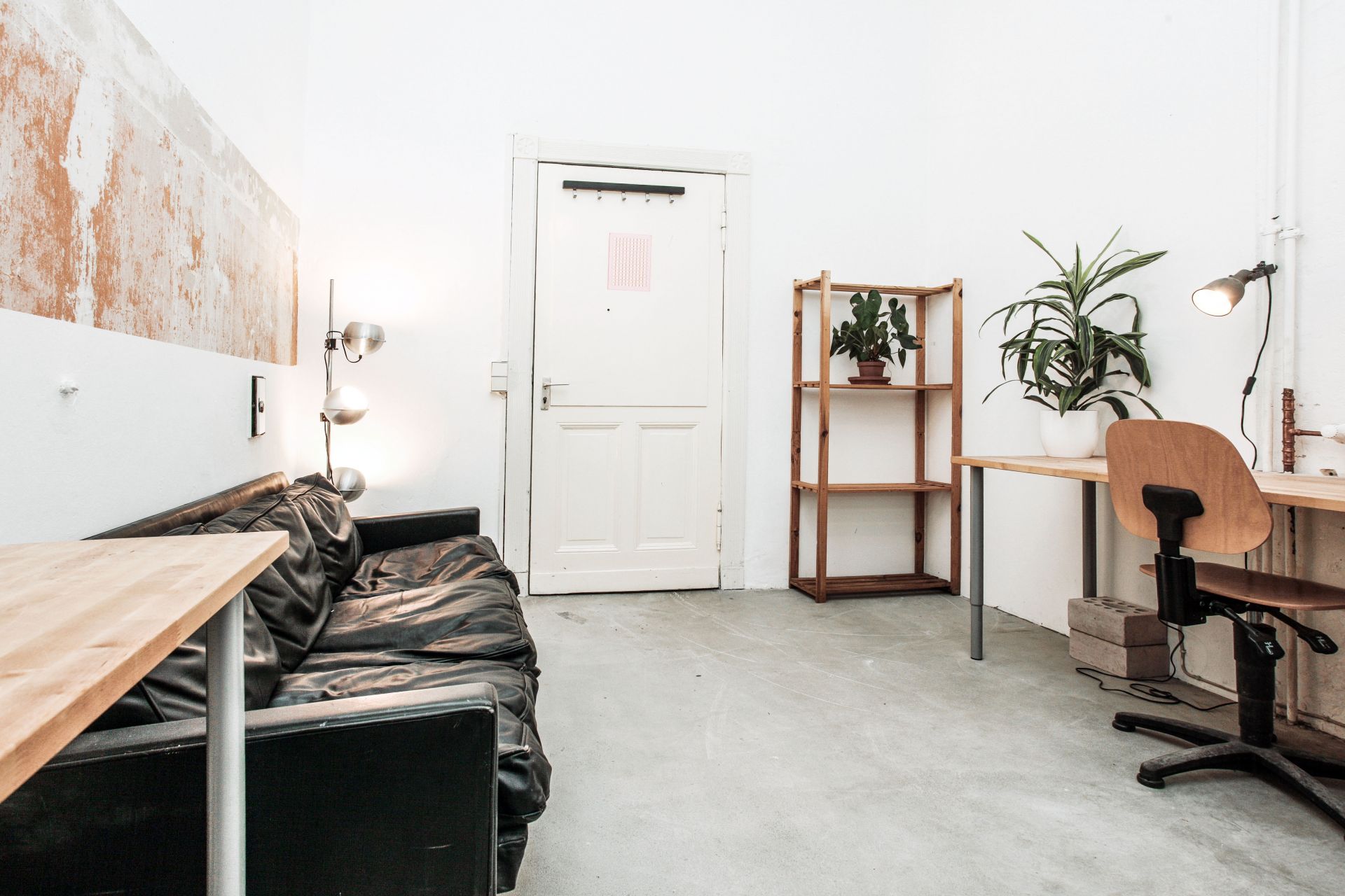 Blender studio, Berlin Book Online Coworker