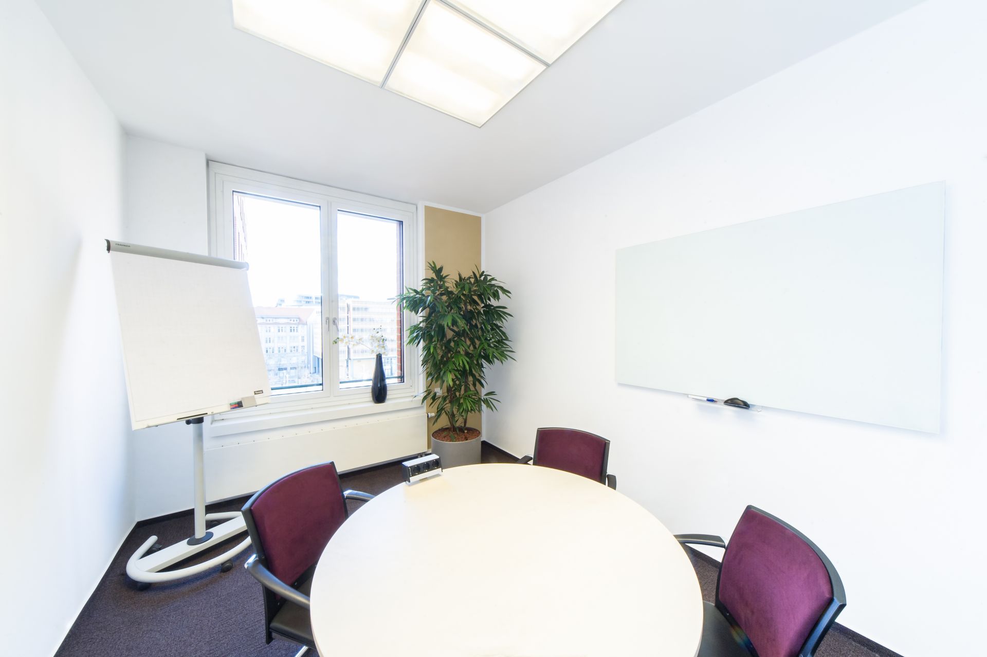 Regus Berlin Am Potsdamer Platz image 3