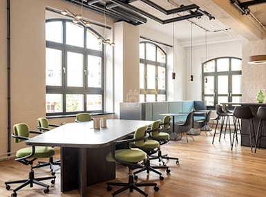 Regus Berlin Leuchtenfabrik image 5