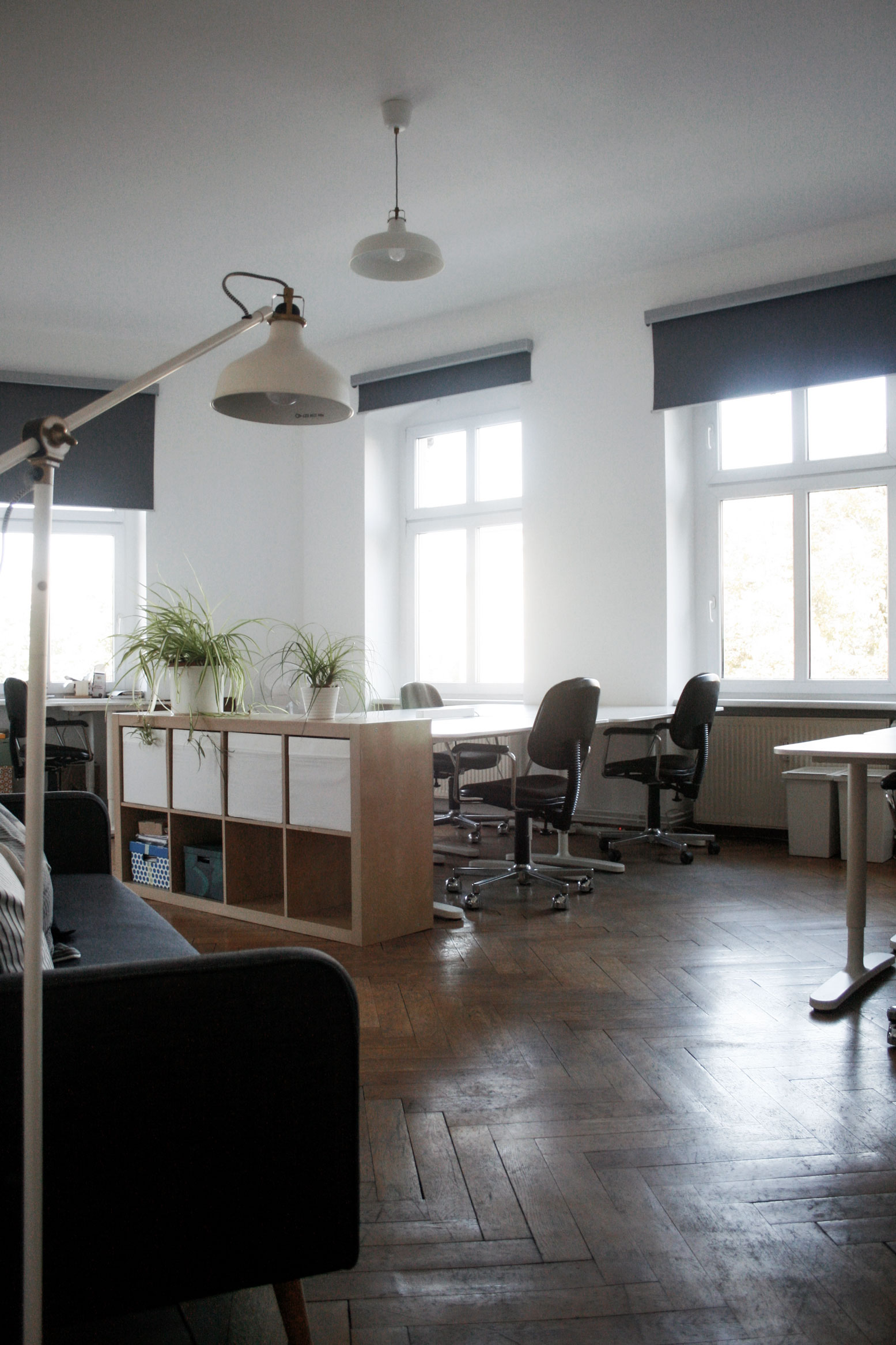 Us+ Coworking image 5