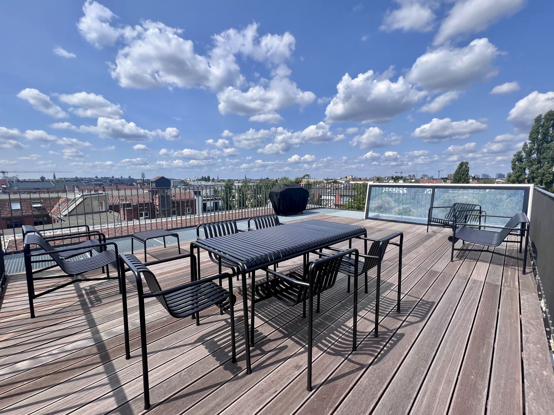 Vantage Studio image 2