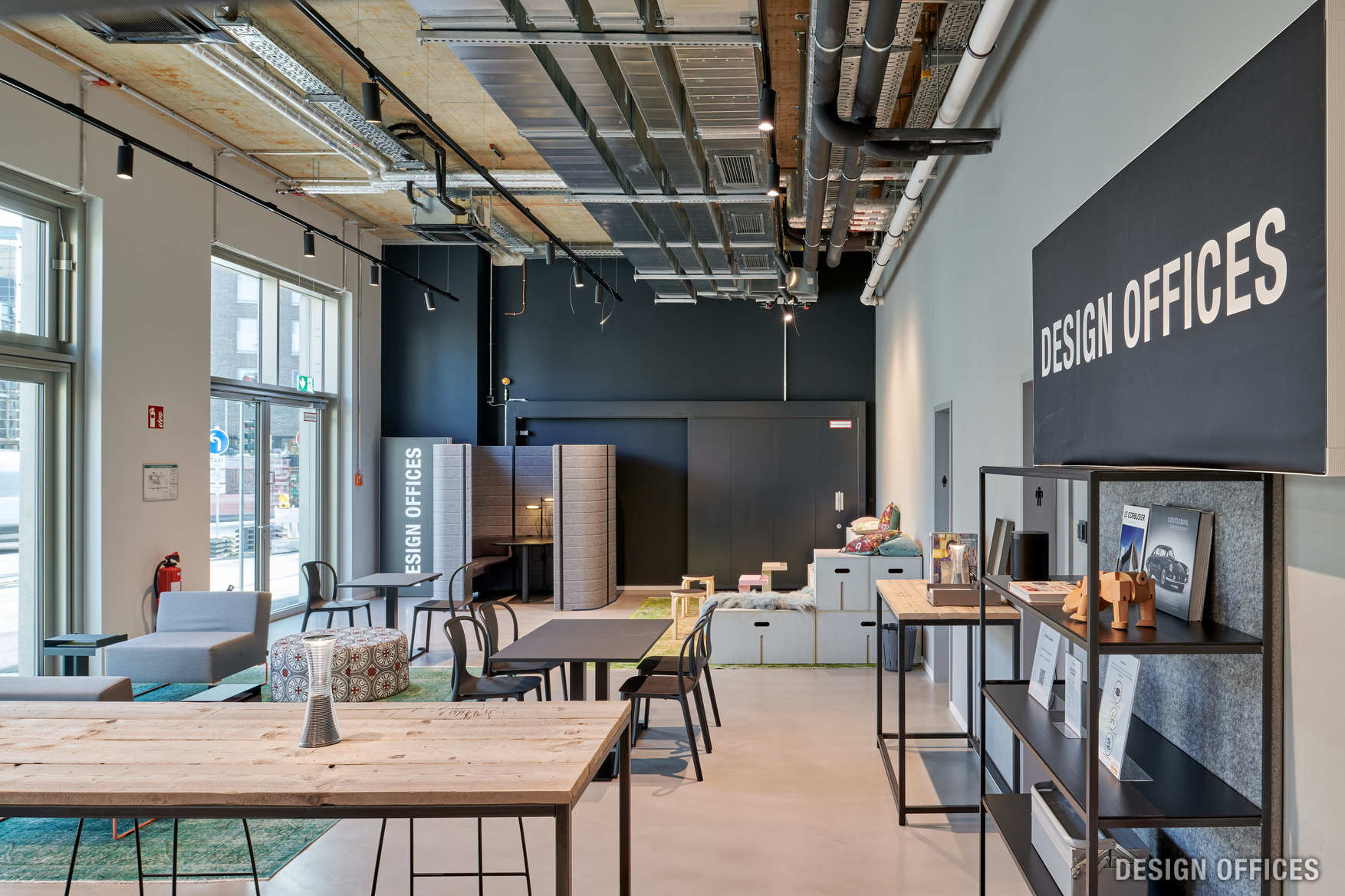 Design Offices Bonn Hauptbahnhof image 3