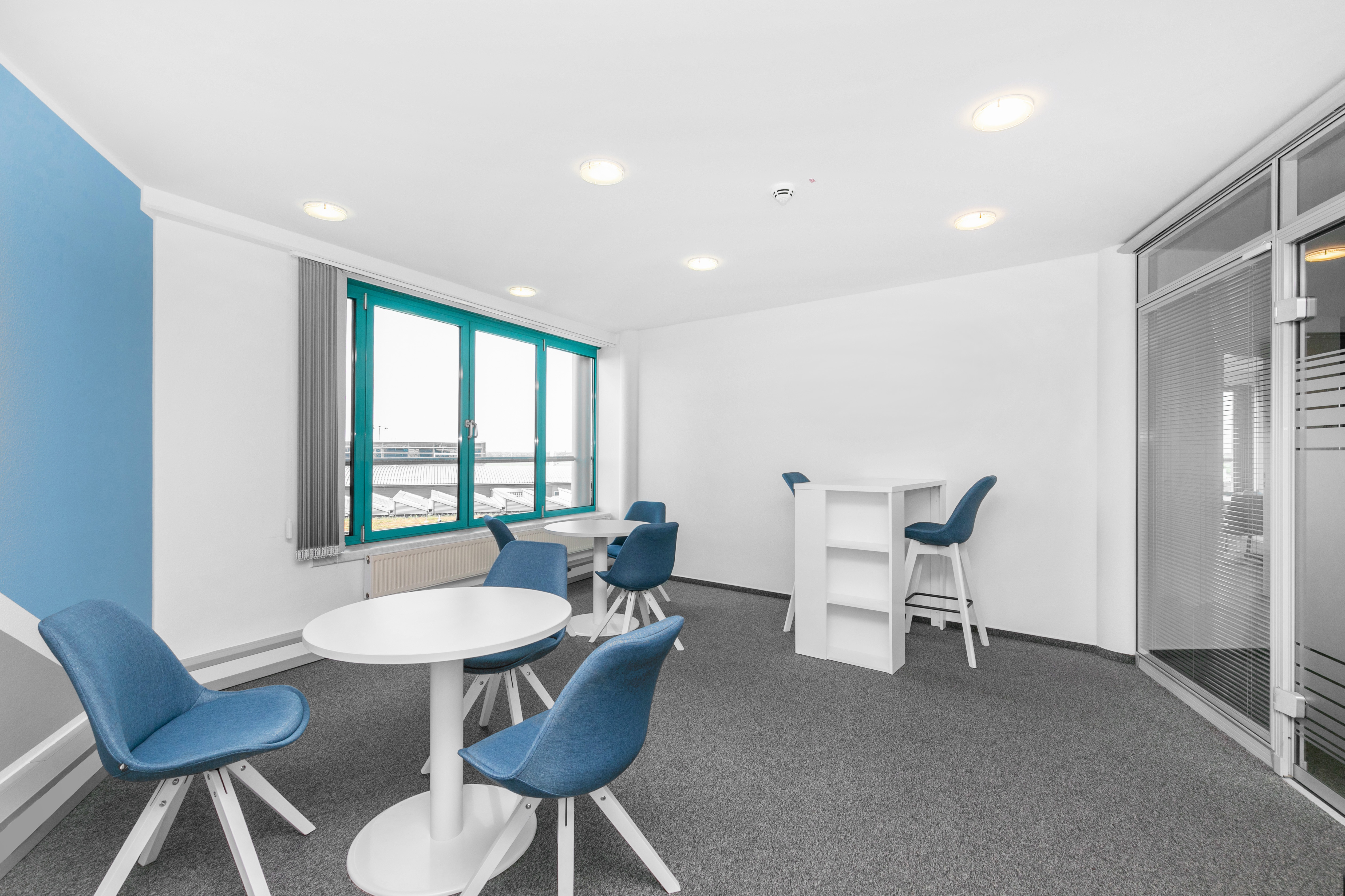 HQ - Bremen, HQ Airport image 3