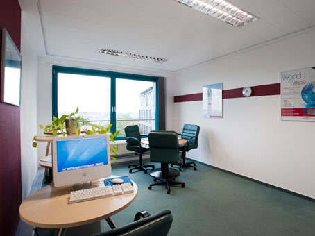 Regus Bremen Airport Center image 5