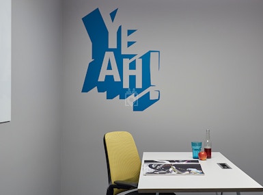 Beehive Düsseldorf City image 5