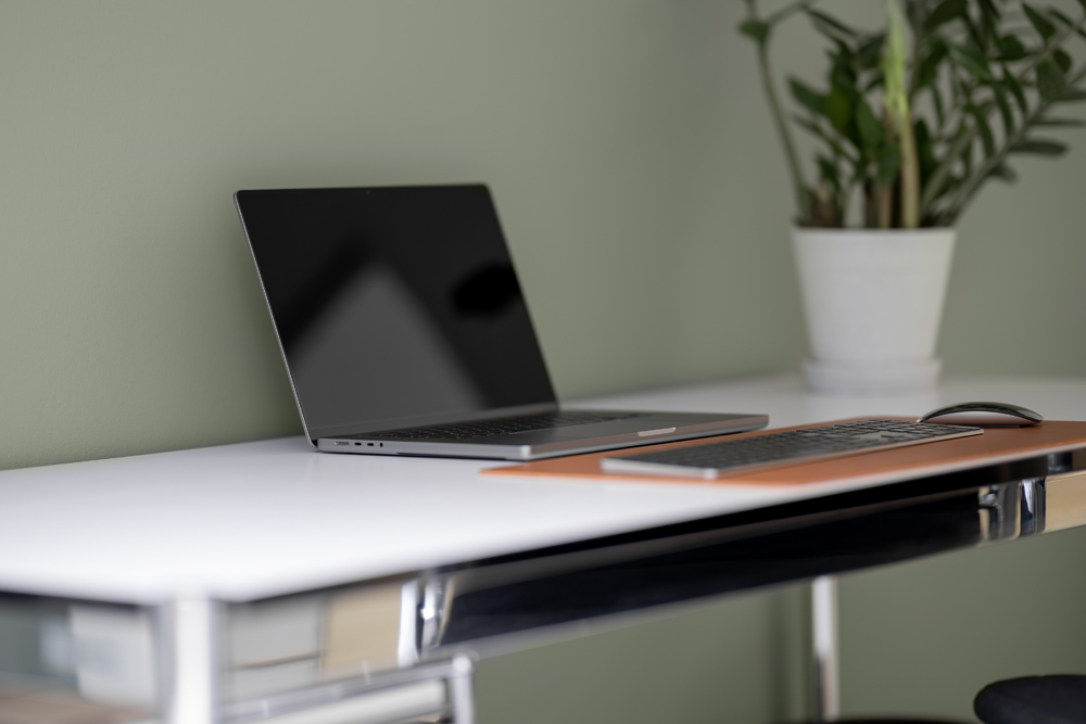 Office Club Dusseldorf image 2