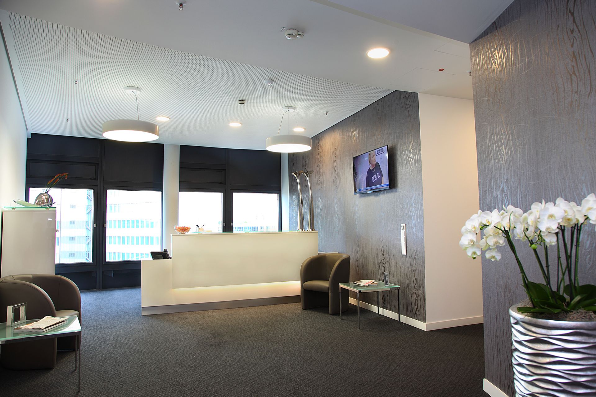 Regus Dusseldorf Koe-Bogen image 3