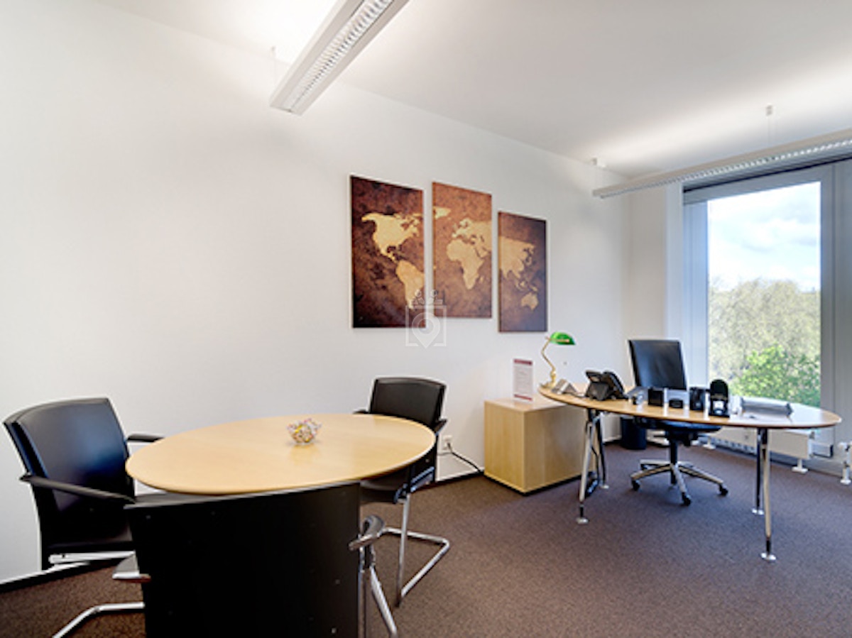 Regus Dusseldorf Koenigsallee 92a Dusseldorf Book Online Coworker