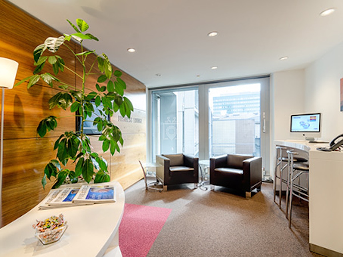 Regus Dusseldorf Koenigsallee 92a Dusseldorf Book Online Coworker