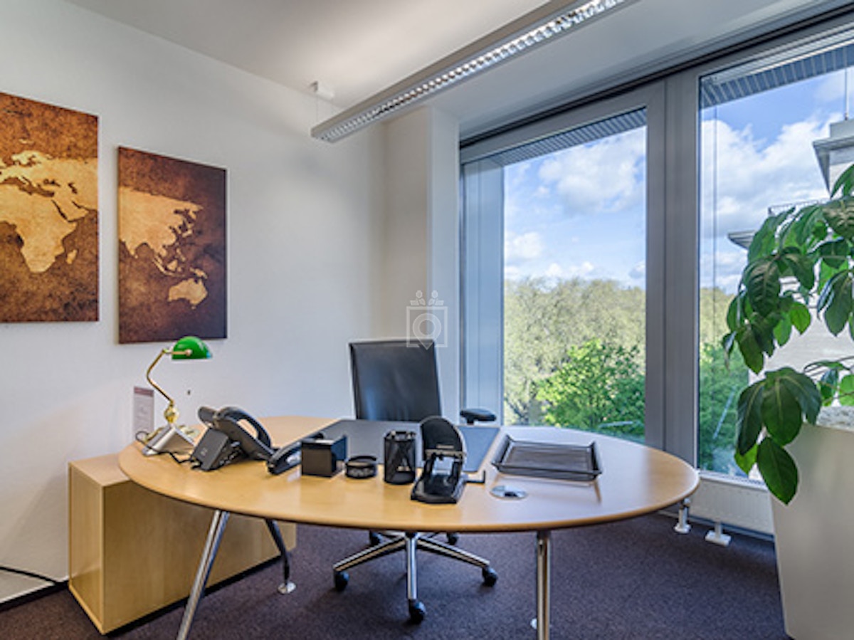 Regus Dusseldorf Koenigsallee 92a Dusseldorf Book Online Coworker