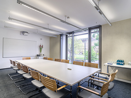 Regus Dusseldorf Konigsallee 61 image 3