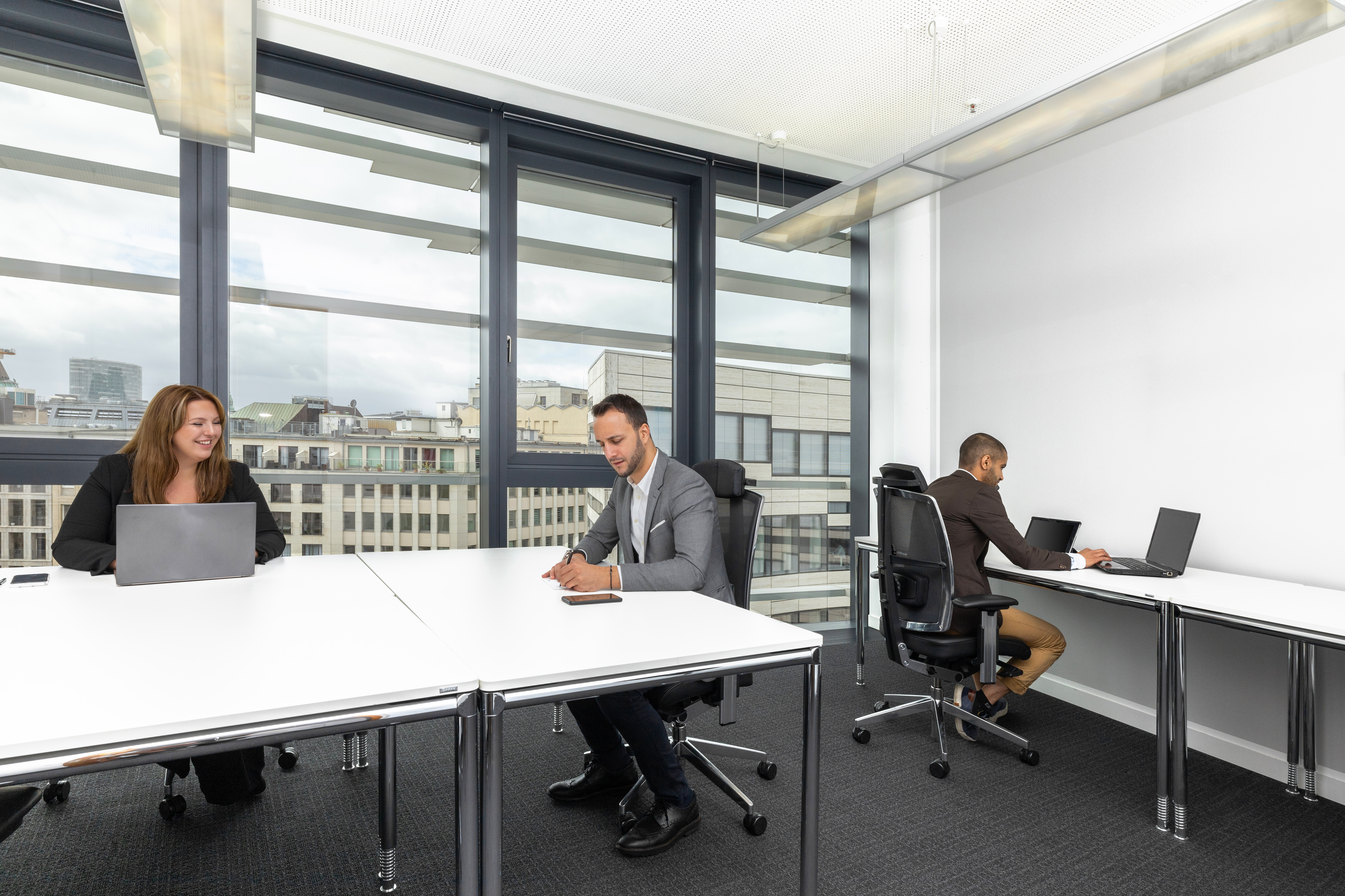 Signature by Regus - Dusseldorf, Signature Koe-Bogen image 3