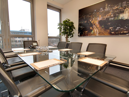 HQ - Essen, Ruhrallee image 5