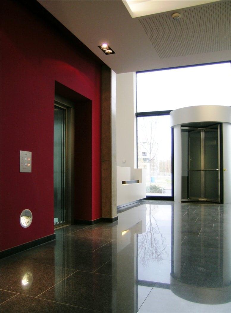 AGENDIS Business Center image 5