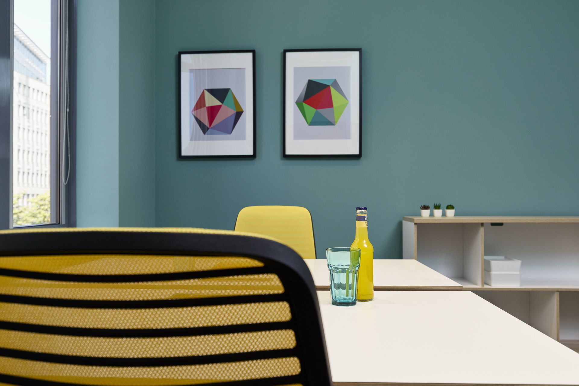 Beehive Frankfurt City image 5