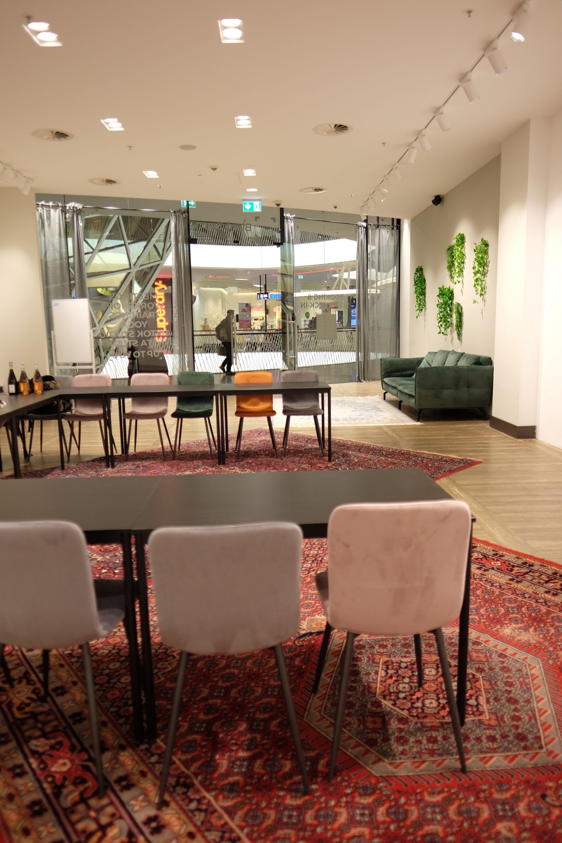 BlankSpace Frankfurt by Twostay image 3