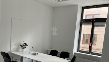Büro oder Konferenzraum image 1