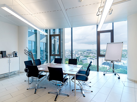 Regus Frankfurt Tower 185 image 4