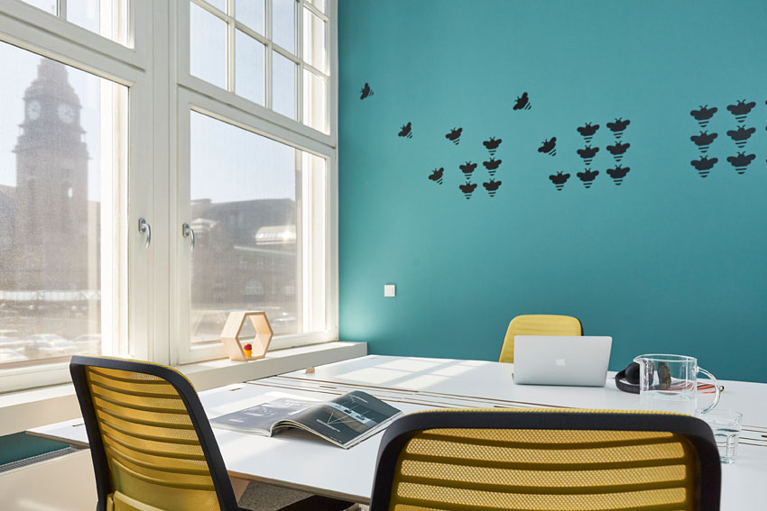 Beehive Hamburg St. Georg image 5