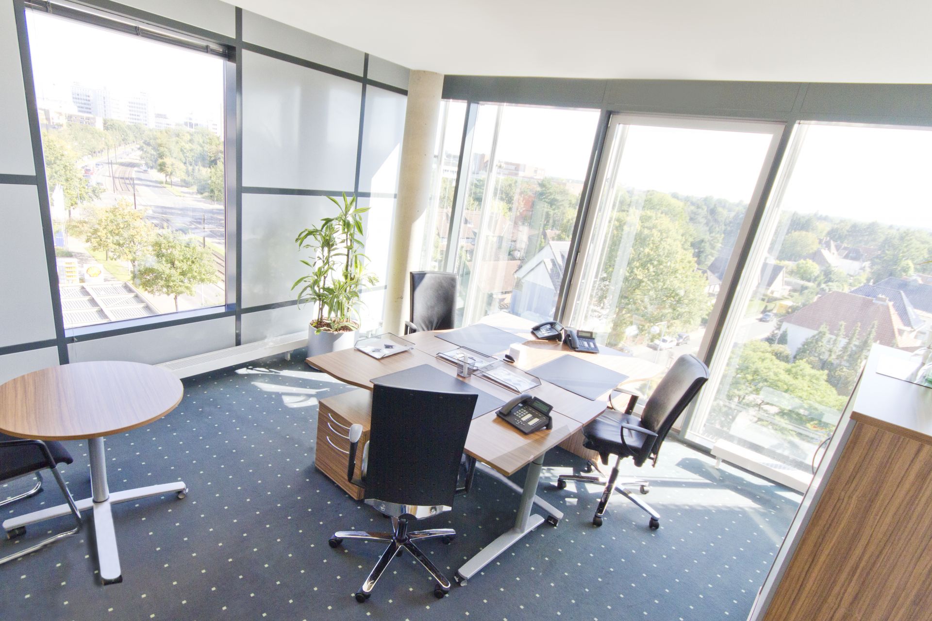 Regus Hanover Podbi 333 image 2