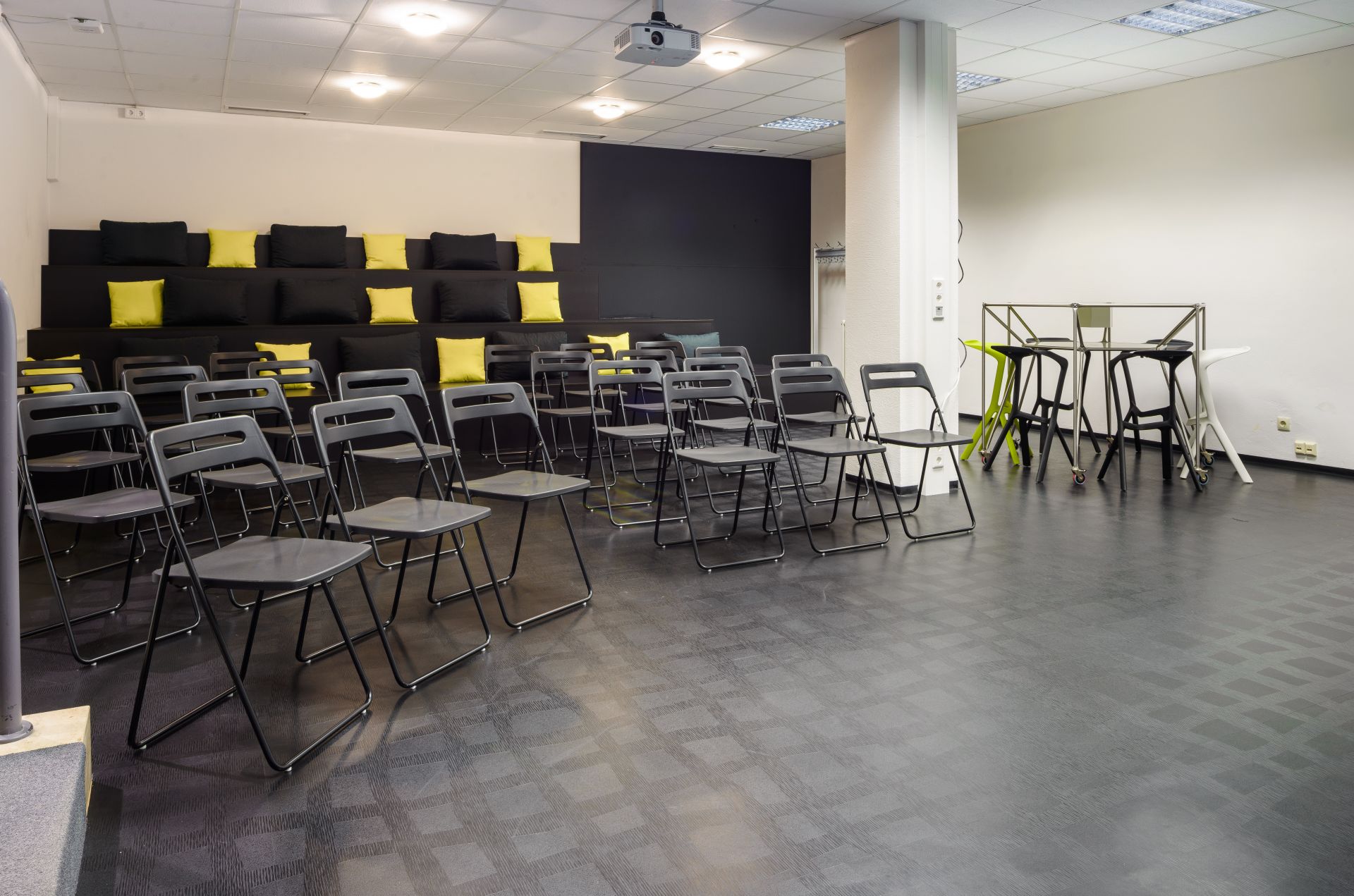 brigk - business incubator for digital entrepreneurship image 3