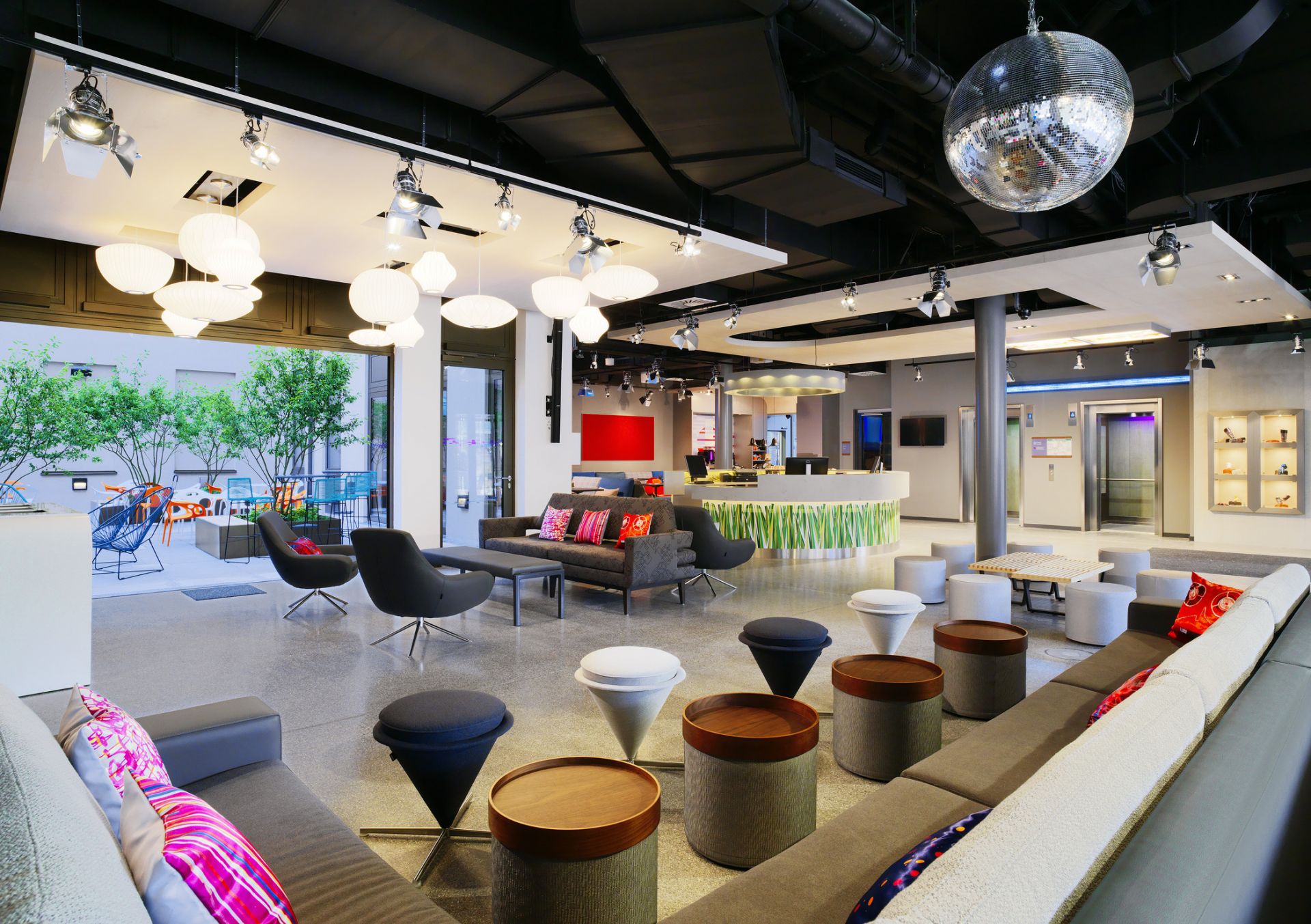 Design Hotel - Home Office Alternative image 3