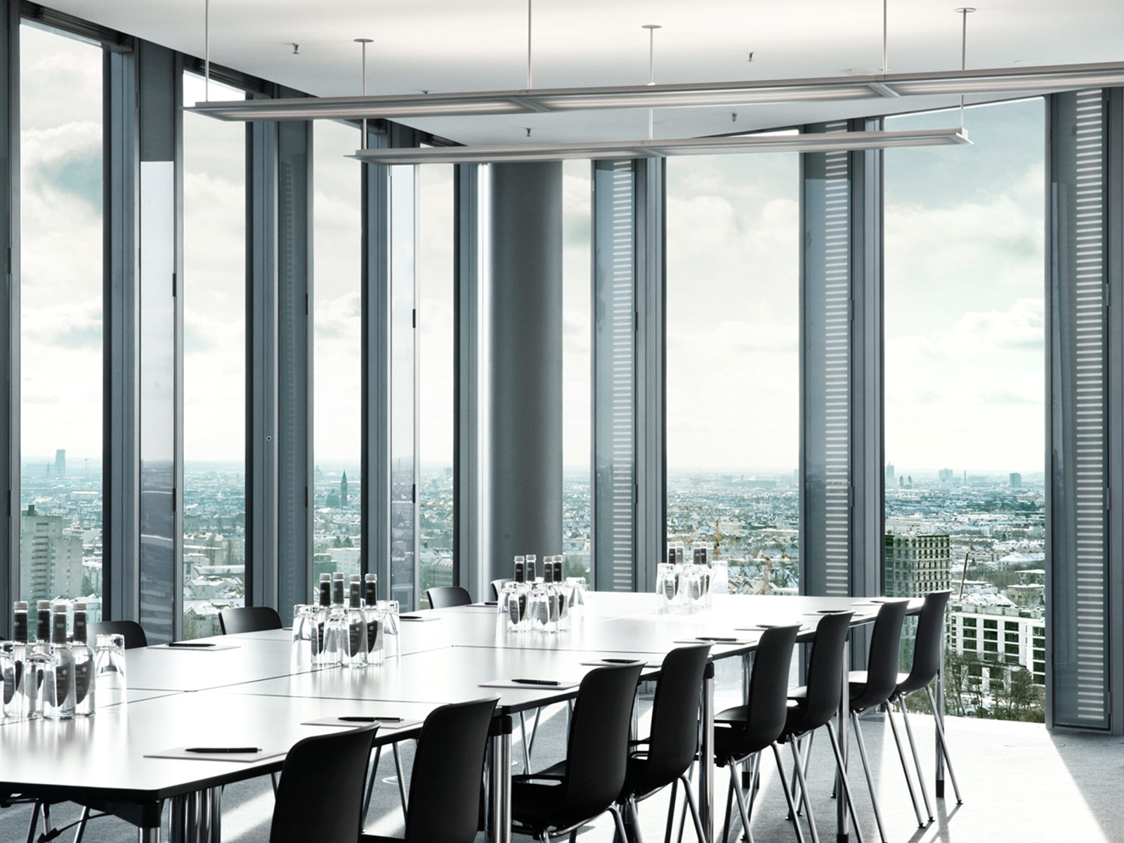 Design Offices München Highlight Towers image 3