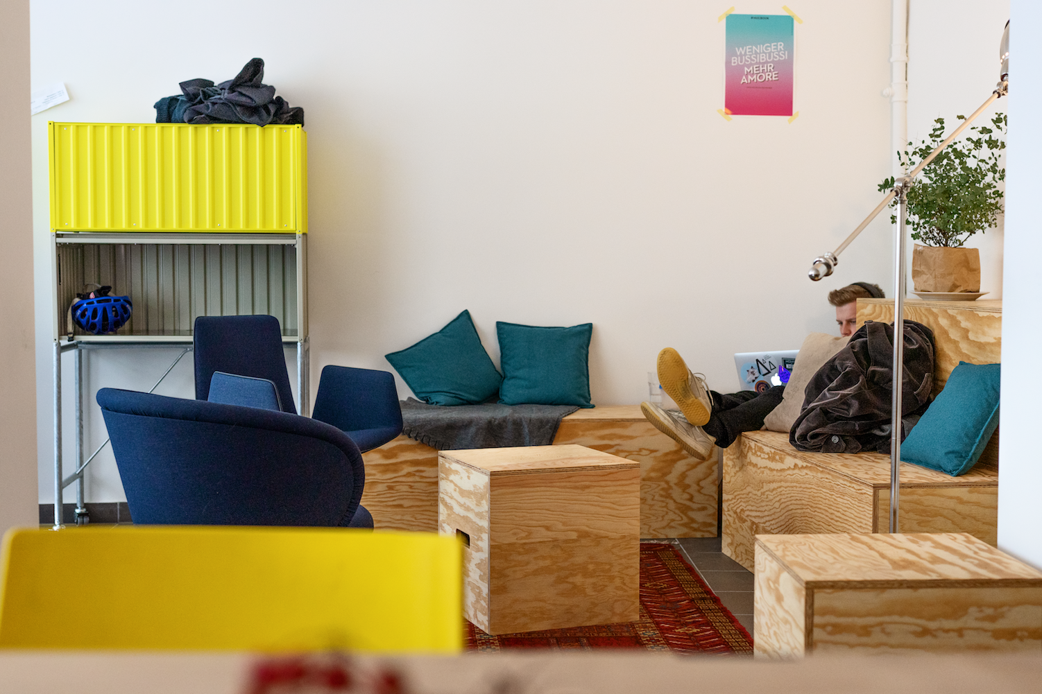 Homebase a MUCBOOK CLUBHAUS image 4