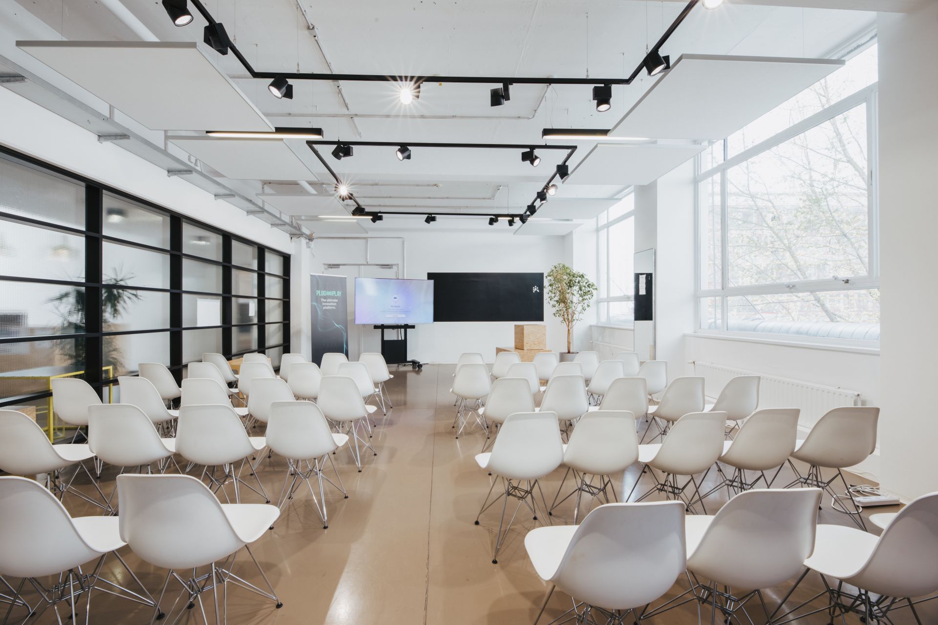 Plug and Play Munich image 3