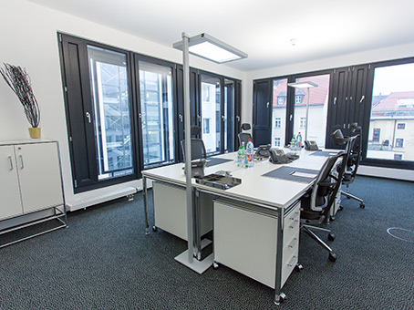 Regus Munich Leopoldstrasse image 5