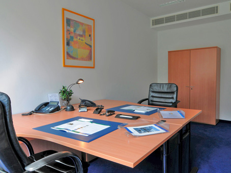 Regus Munich Maximilianstrasse 35a image 2