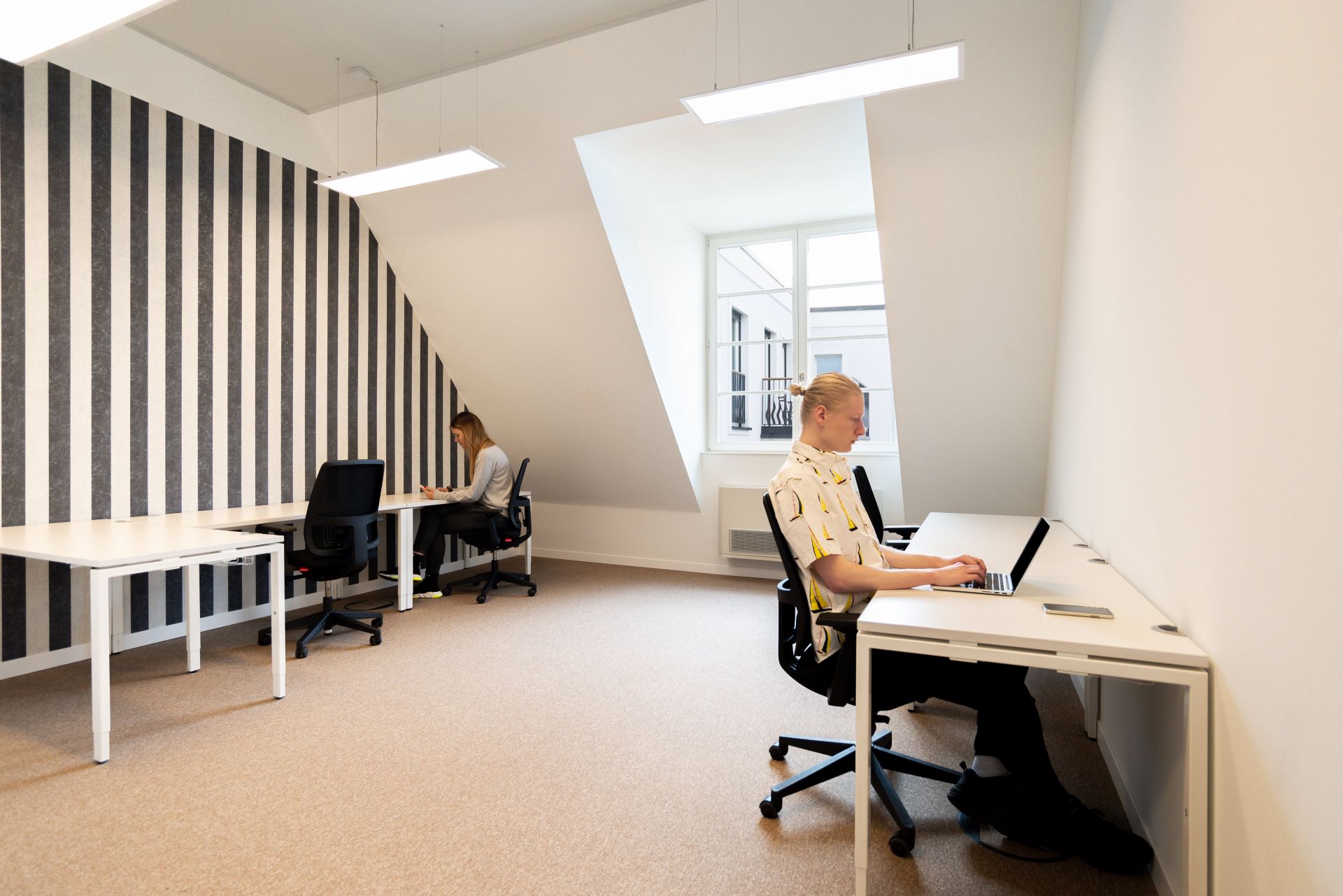 Regus Dusseldorf Andreasquartier Spaces image 2