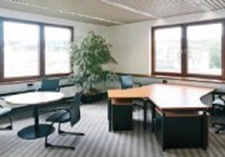 Office + Service GmbH image 2