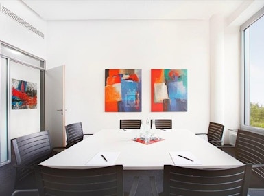 AGENDIS Business Center image 4