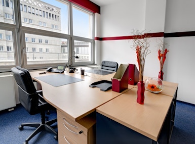Regus Stuttgart Koenigstrasse 10c image 5