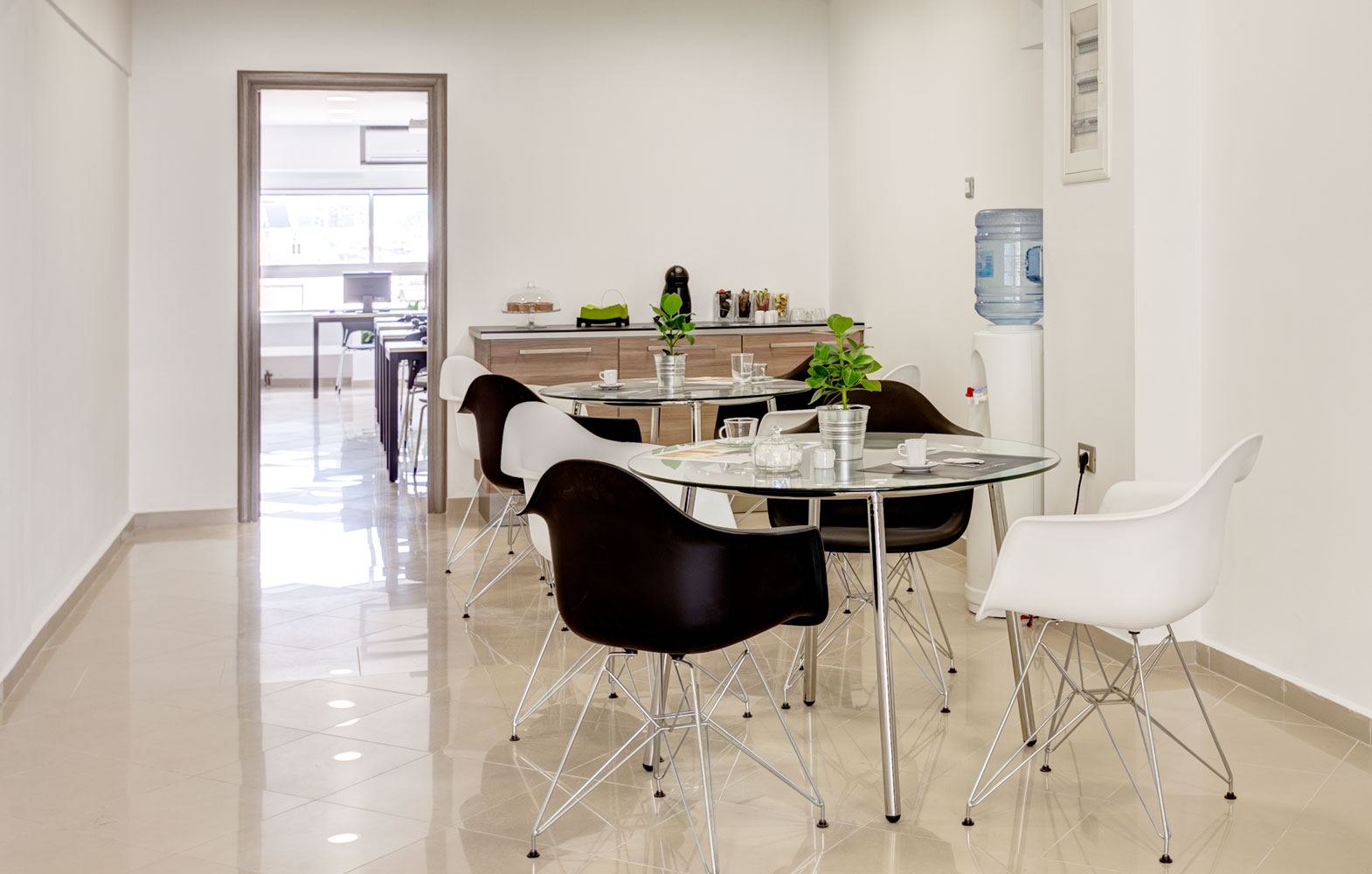 Athens Place image 5