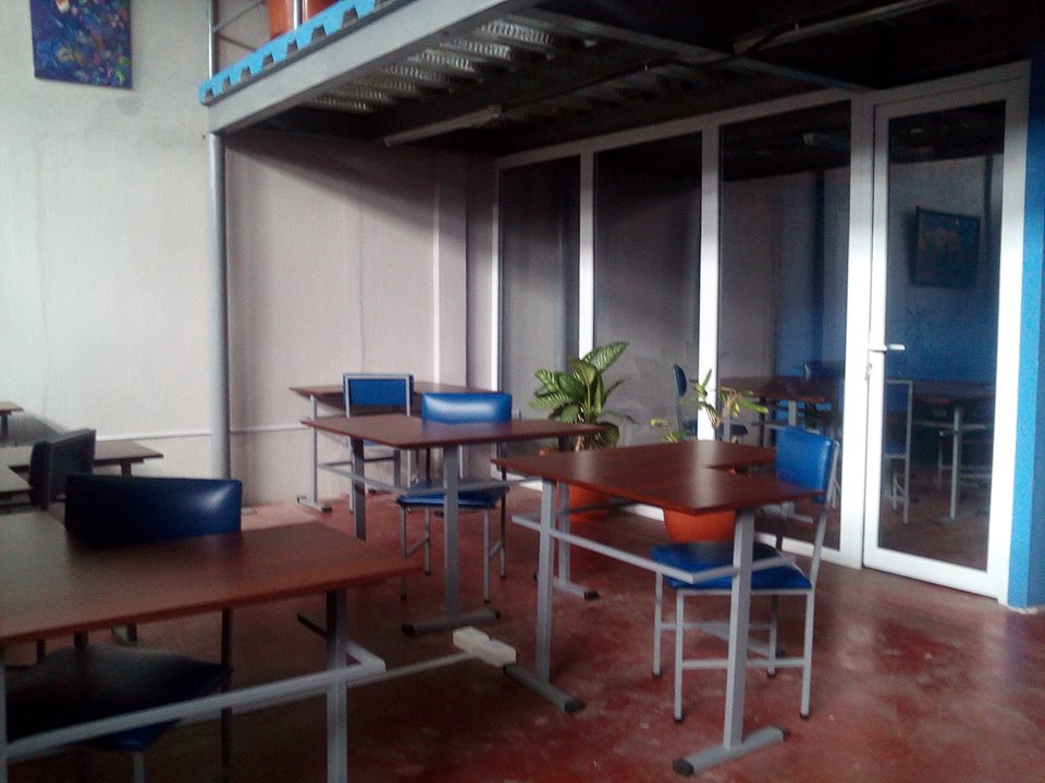 Linares Office Center image 4