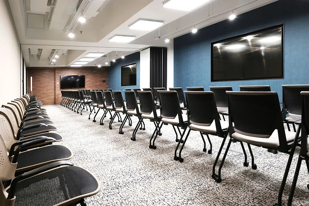 The Executive Centre - Two Pacific Place image 4