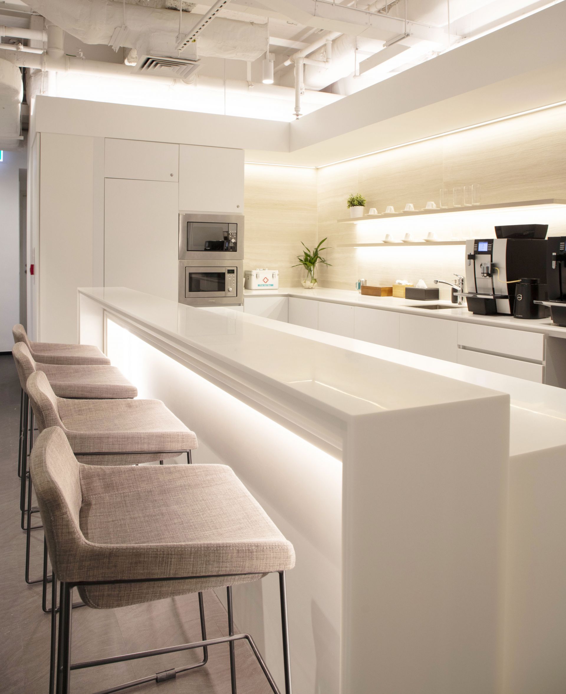 Sky Business Centre - Times Square Causeway Bay image 5