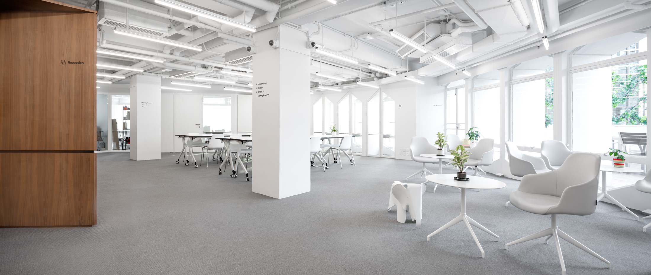 theDesk One Hysan Avenue image 3