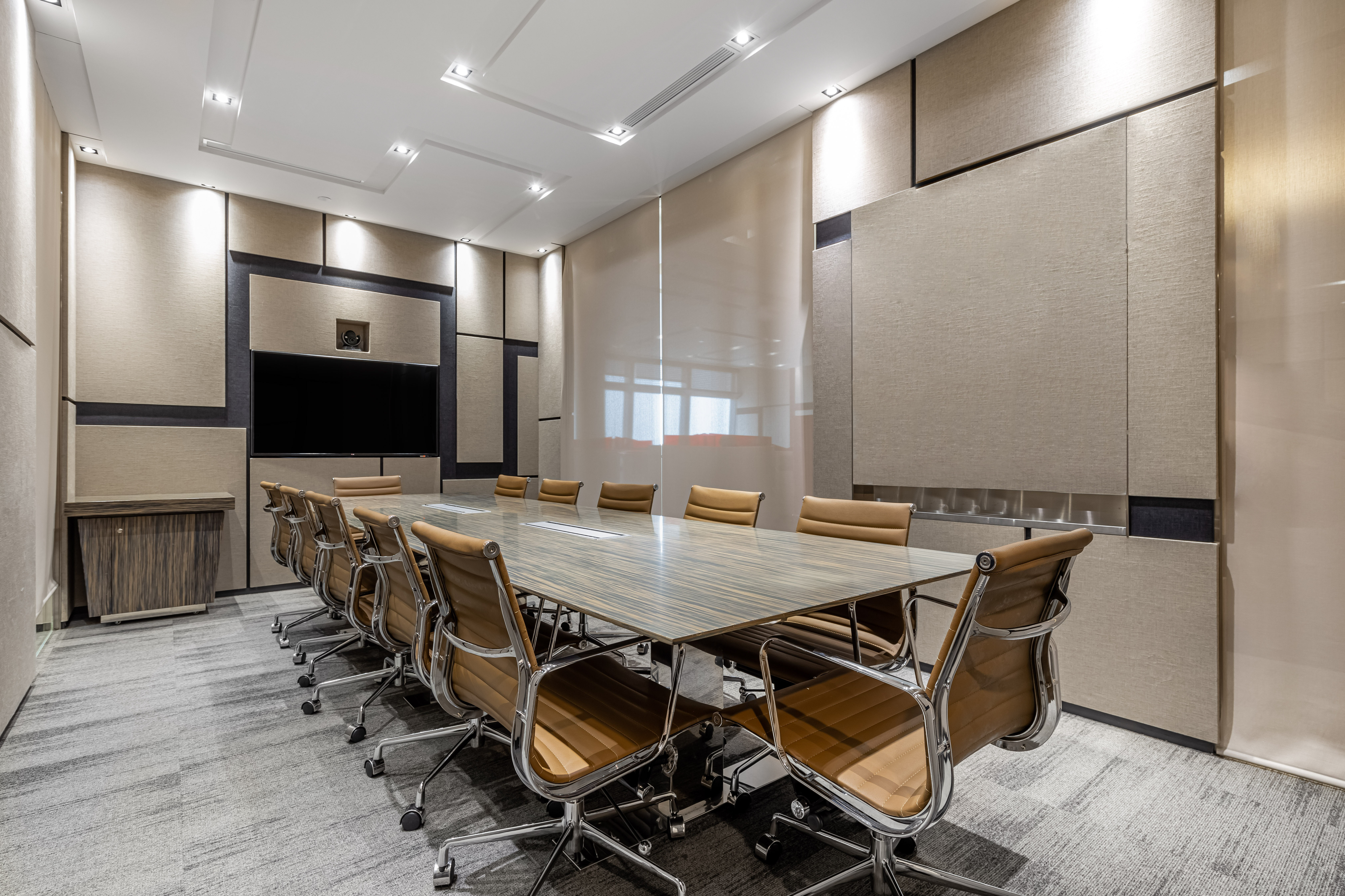 Regus - Hong Kong, AIA Central image 4