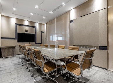 Regus - Hong Kong, AIA Central image 4