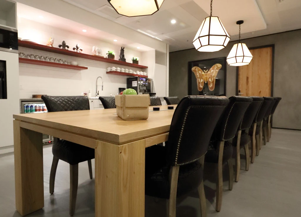 The Executive Centre - Hong Kong One IFC image 2