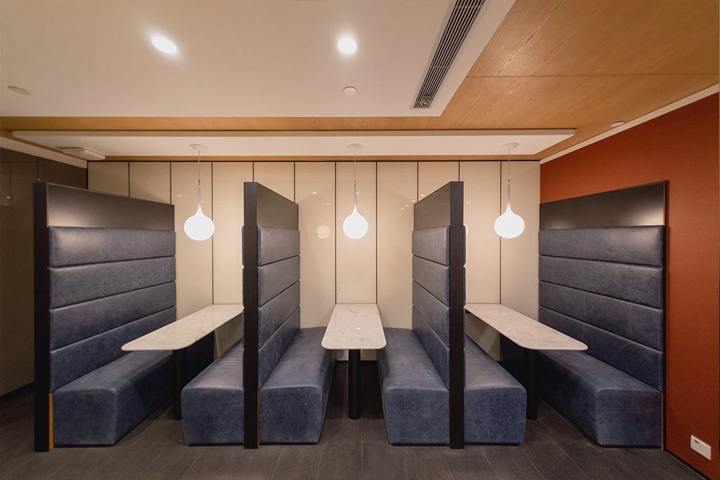 The Executive Centre - The Hong Kong Club Building image 4