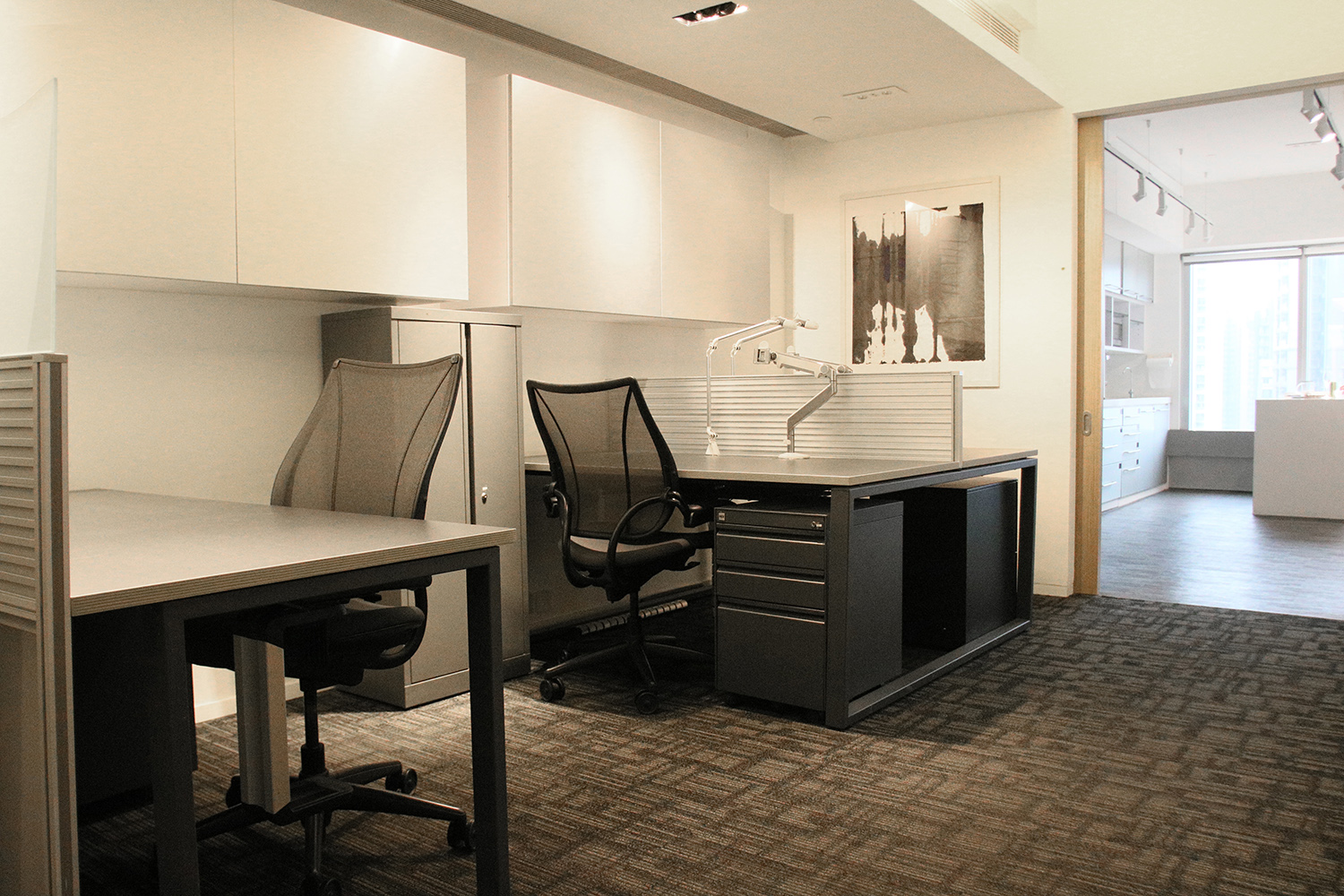 FULLY FURNISHED Designated Desks & Private Offices located in Central, Hong Kong Book Online