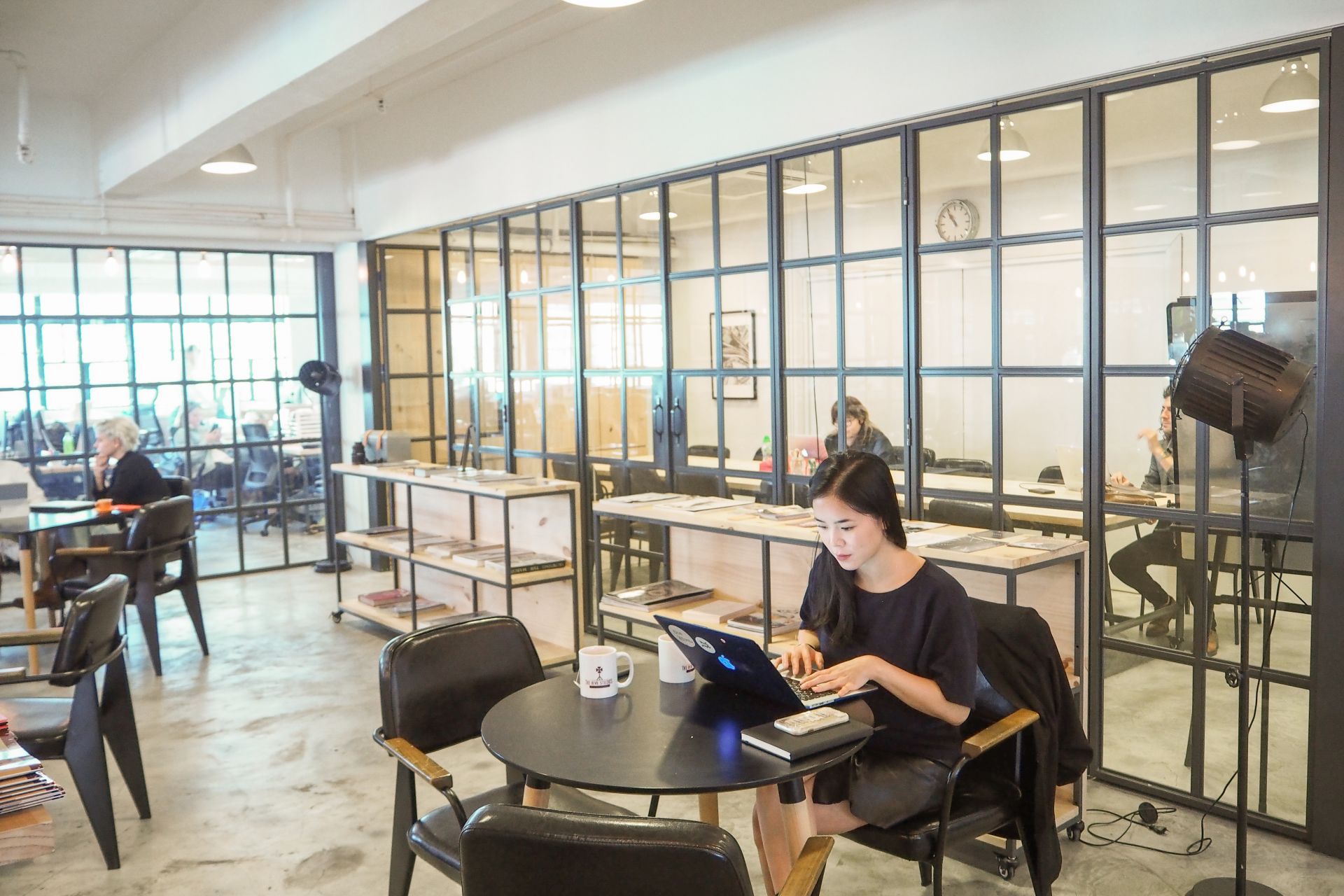 the Hive Studios Hong Kong, Hong Kong Book Online Coworker