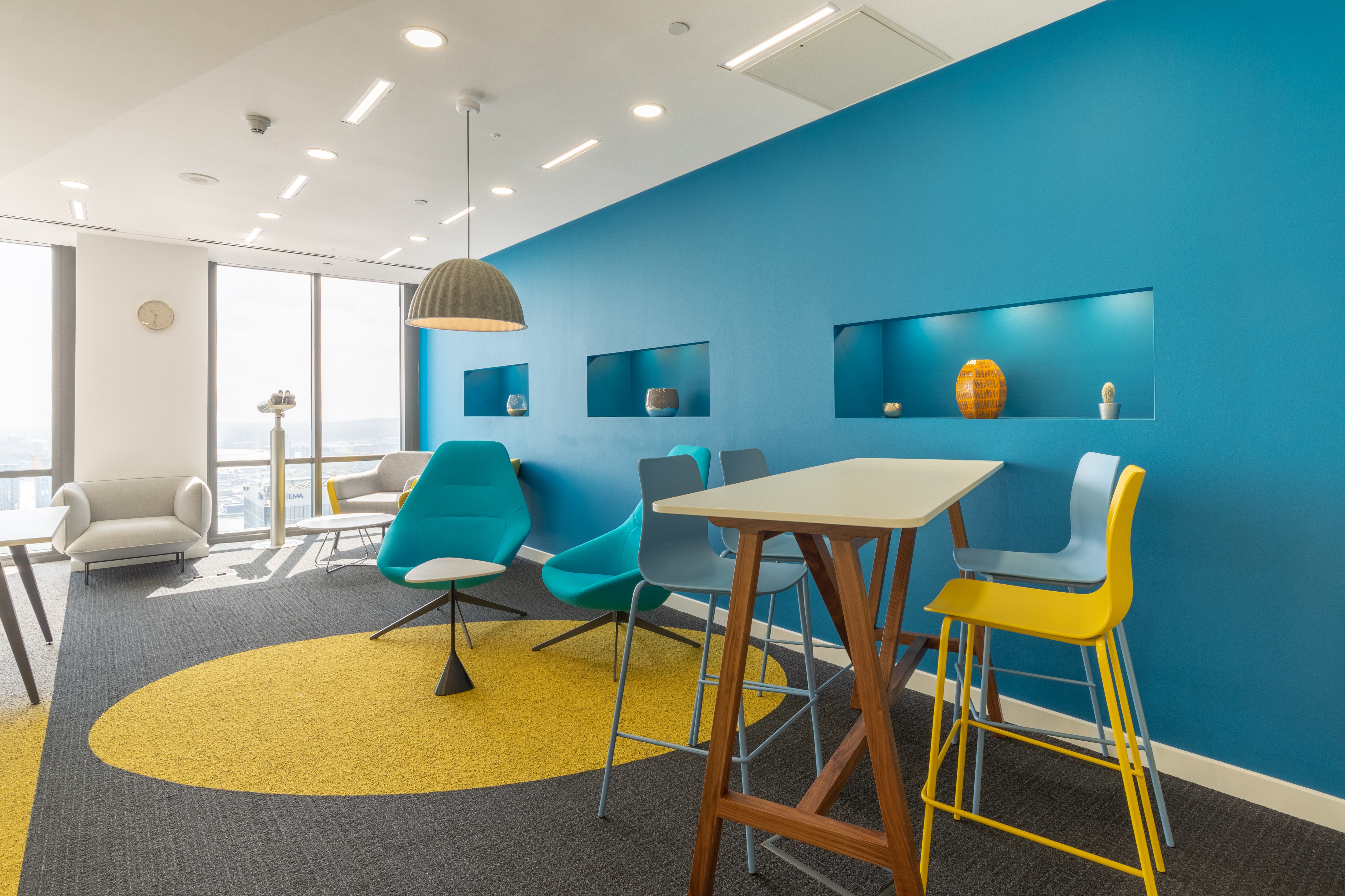 Signature - Hong Kong,  The Quayside image 5