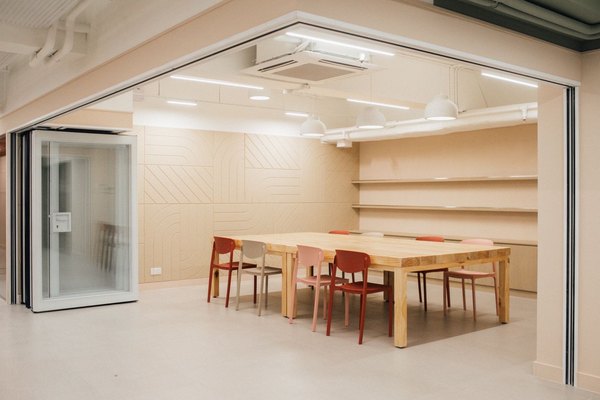 The Aisle KT image 4