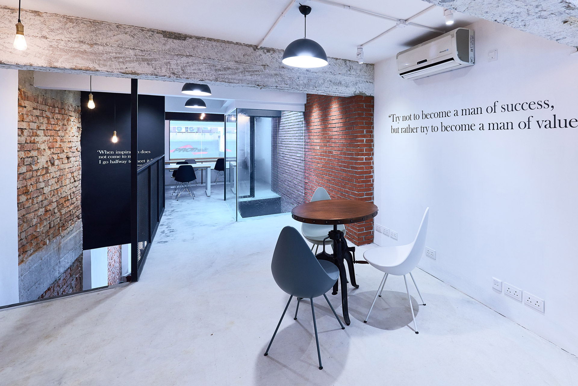 theDesk Sai Wan image 5