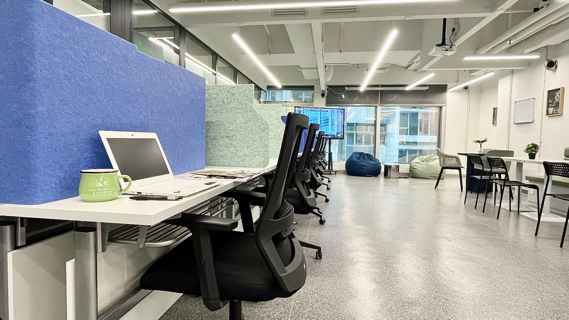 Viva Workspace by V&G image 3